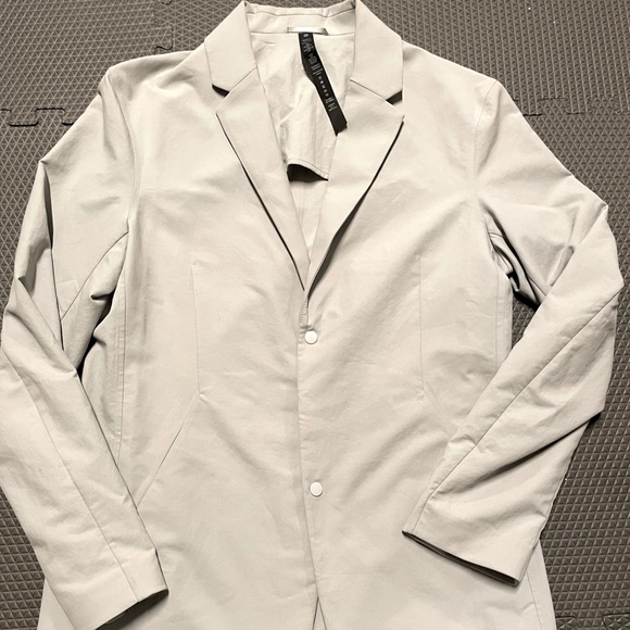 Lululemon New Venture Button Front Blazer - Picture 1 of 2